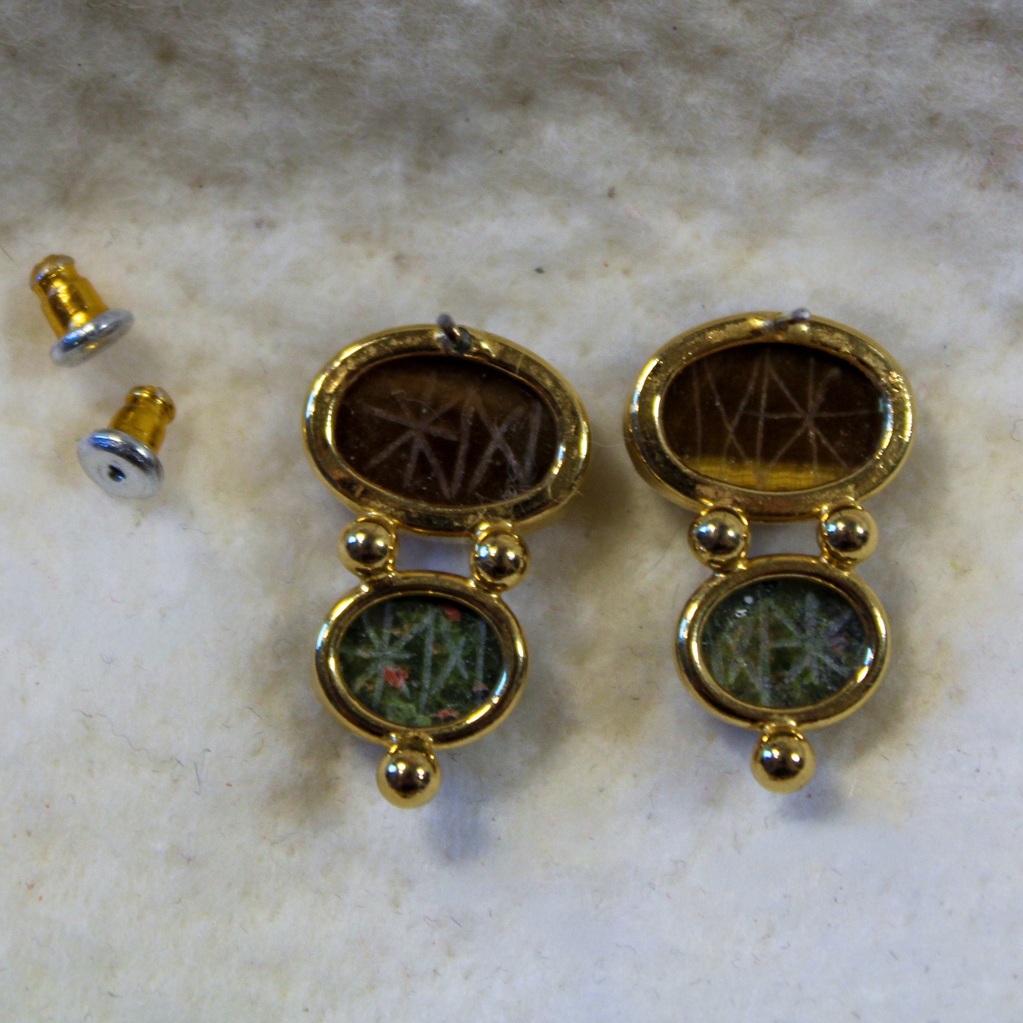 Reverse view showing push backs