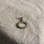 1980s sterling silver and mother-of-pearl oval pendant made in thailand