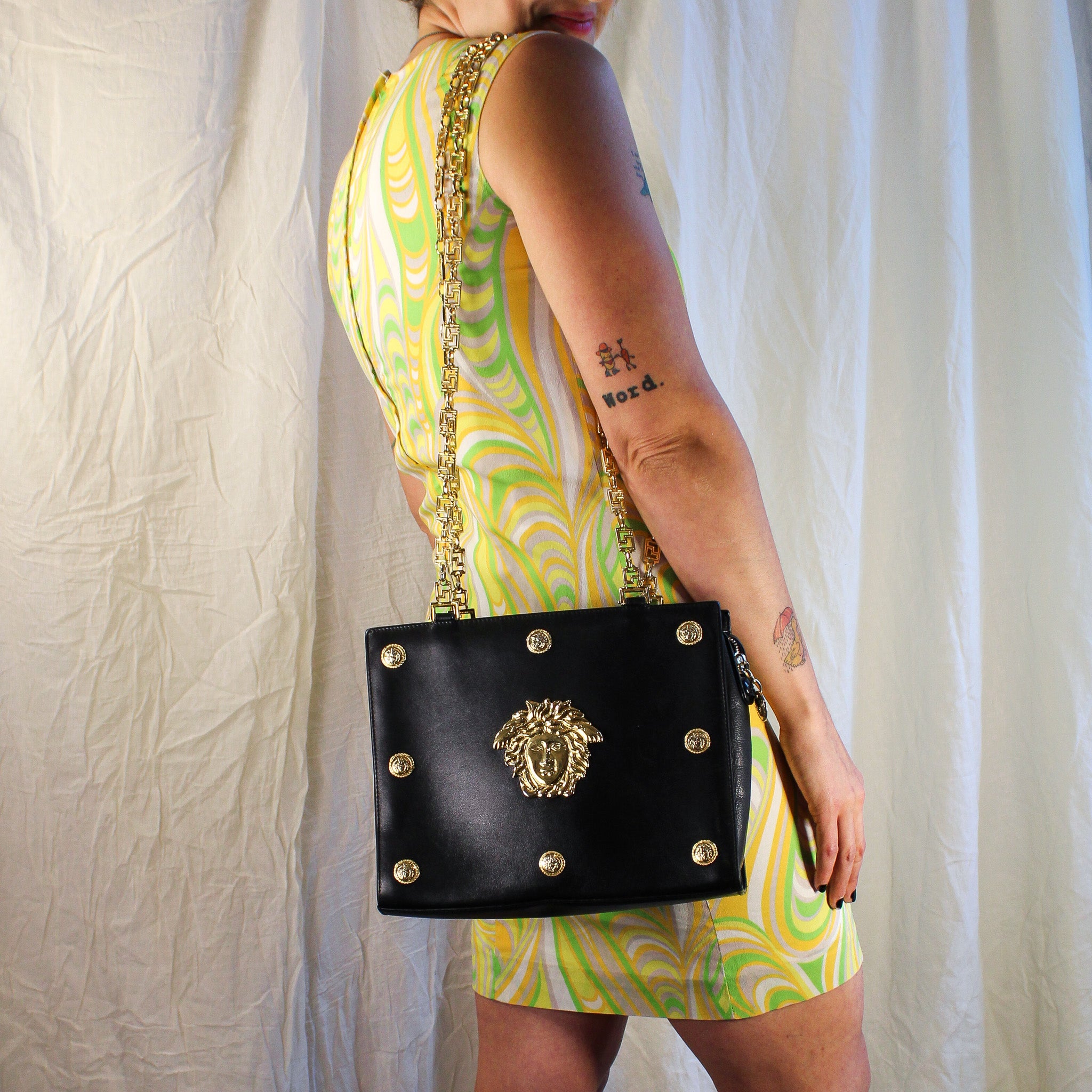 90s RARE gianni versace medusa chain shoulder bag