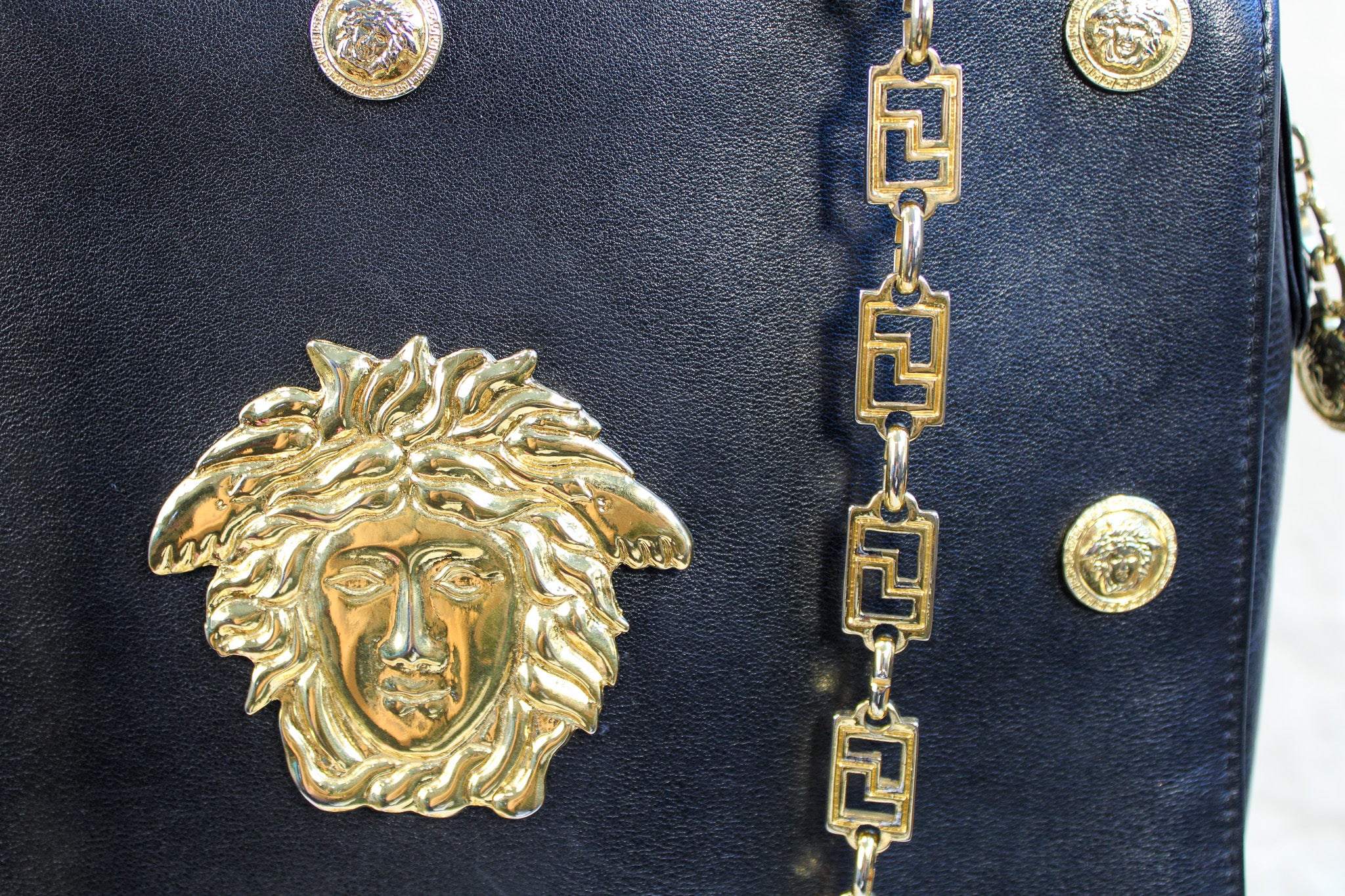 90s RARE gianni versace medusa chain shoulder bag