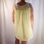60/70s vintage yellow rosebud nightgown